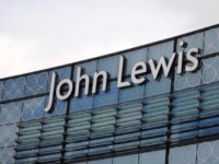 John Lewis Partnership表示其百貨商店將降低未售股票的價格