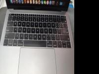 FCC正在開發(fā)帶有1??6英寸顯示屏的AppleMacBookPro