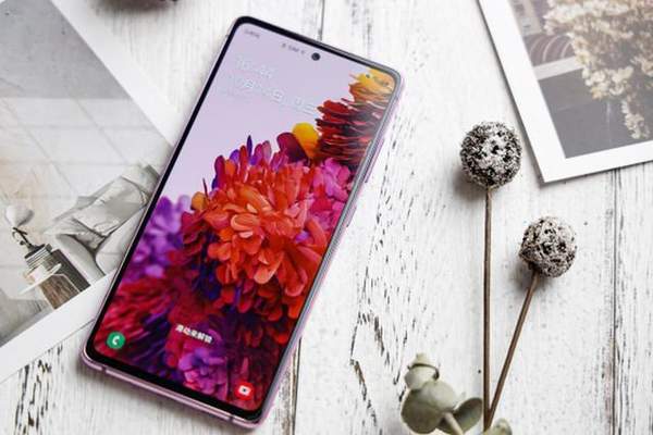 三星GalaxyS20FE國行版怎么樣?參數(shù)配置詳情
