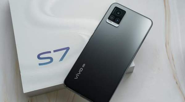 vivoS7頂配版3098元,這個(gè)價(jià)格值得購買嗎?