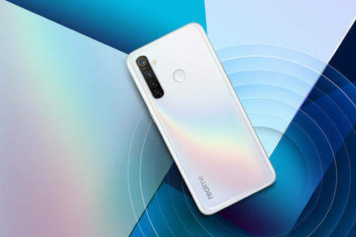 realme C17正式發(fā)布:90Hz屏+13MP主攝,售價(jià)約1300元