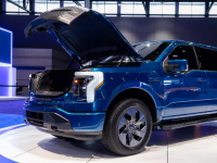 2022款福特F-150閃電的實(shí)質(zhì)重于風(fēng)格